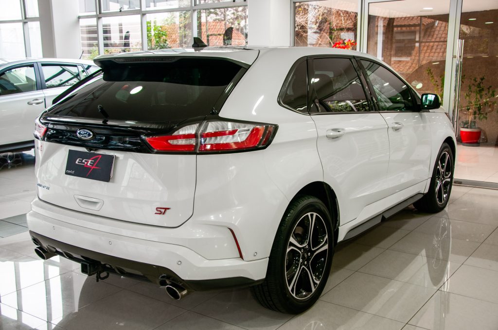 Ford Edge — foto 7 de 21