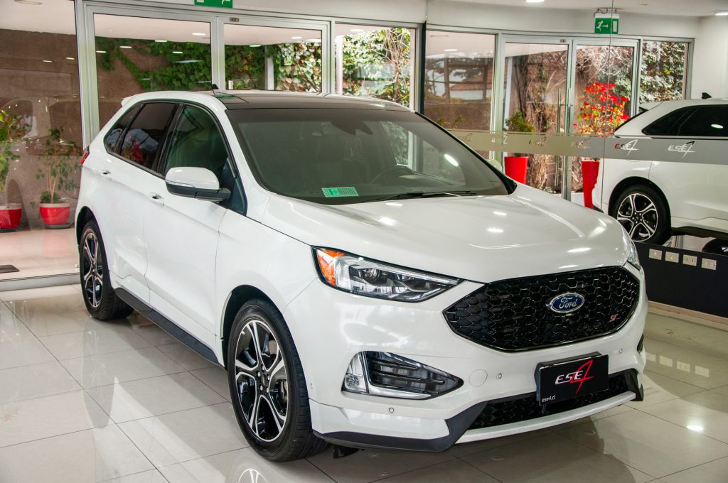 Ford Edge — foto 8 de 21