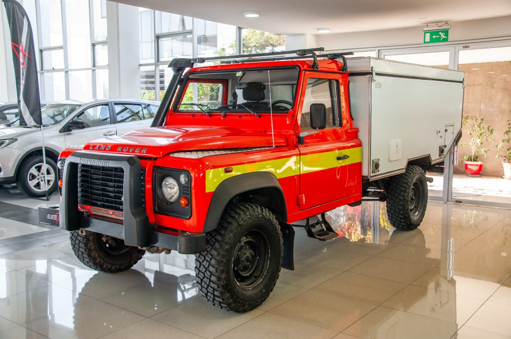 Land Rover Defender — foto 3 de 20
