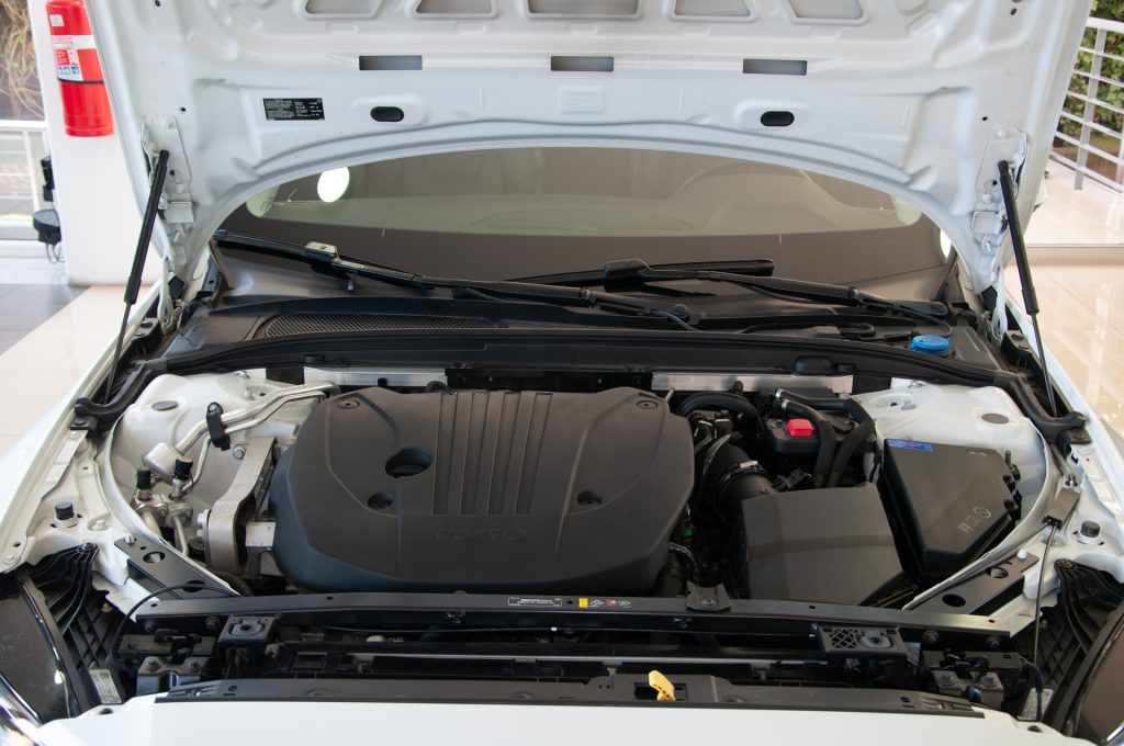 Volvo S60 — foto 10 de 20