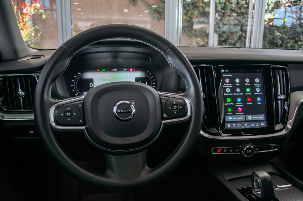 Volvo S60 — foto 17 de 20