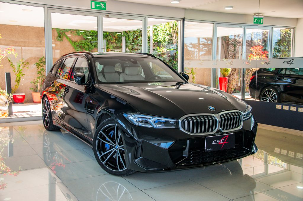 BMW 330I