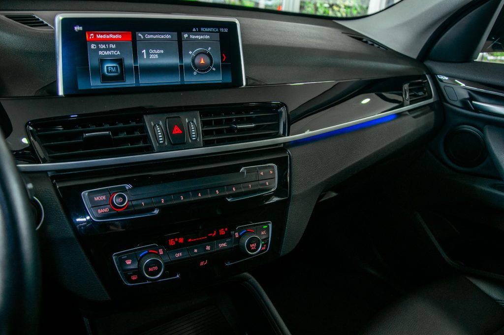 BMW X1 — foto 18 de 21