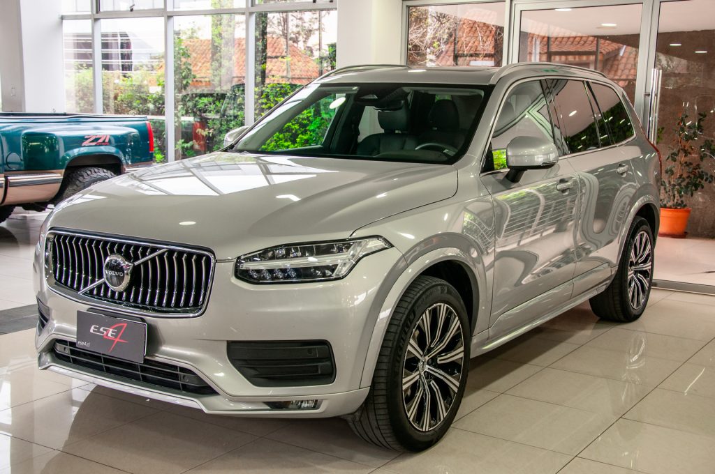 Volvo XC90 — foto 3 de 20