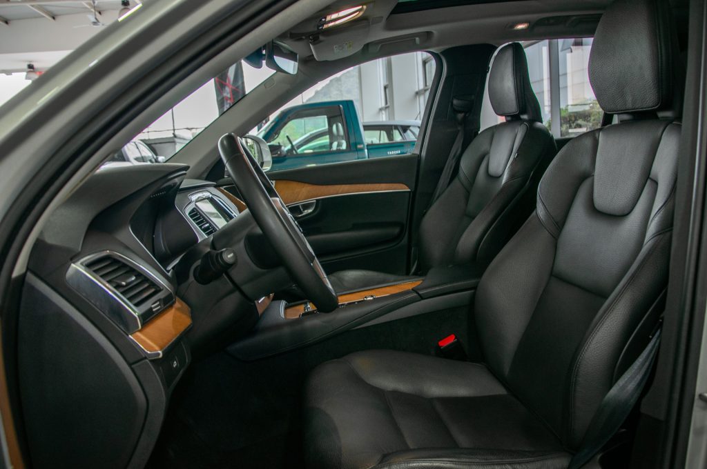 Volvo XC90 — foto 11 de 20