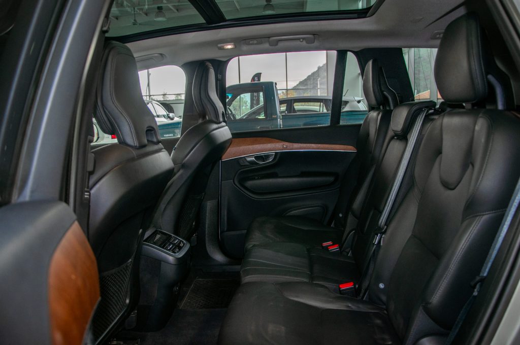 Volvo XC90 — foto 12 de 20